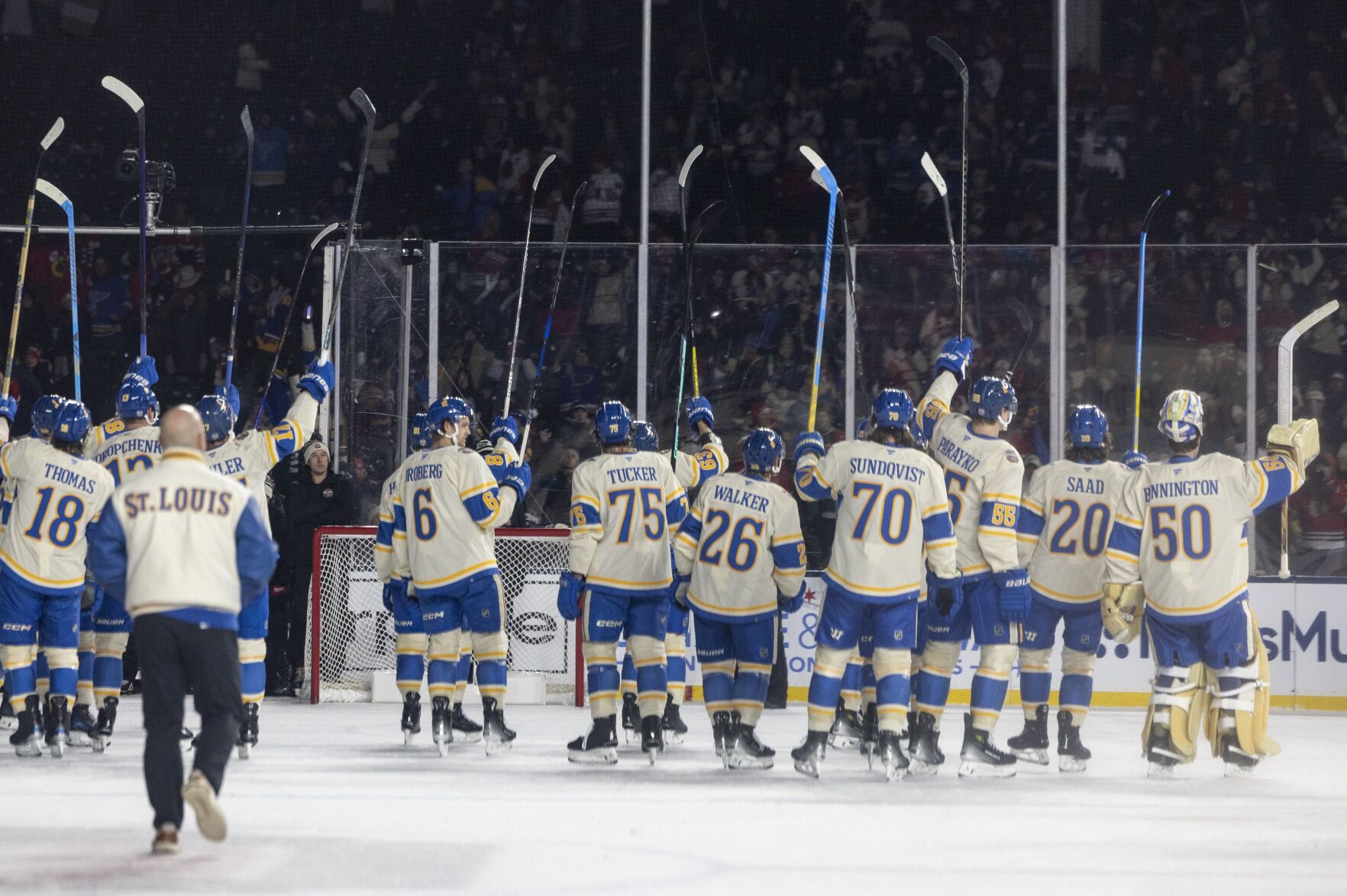 The Blues and Blackhawks take Wrigley Field for the Winter Classic